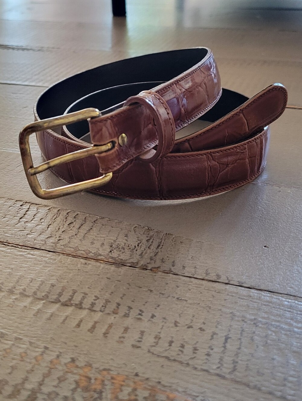 Women's Brown Croc-Embossed Leather Belt with Brass Buckle